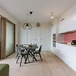 Bright & Cozy Near *