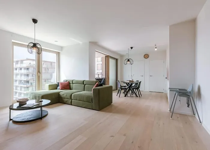 Bright & Cozy Near Ostende