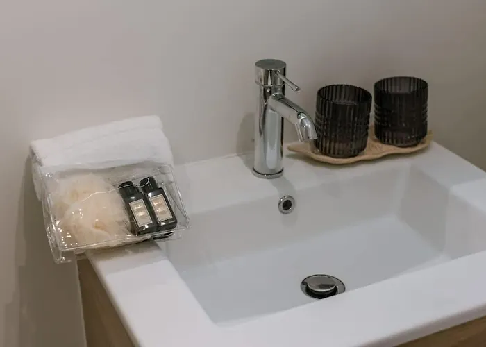 Bright & Cozy Near Ostende